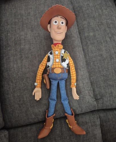 Woody toy story - woody,