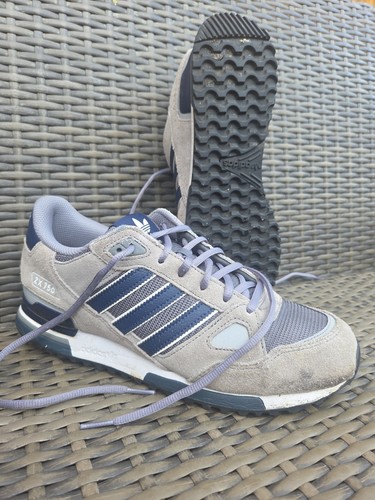 Near mint condition adidas - mint,