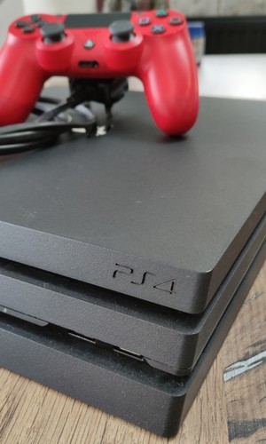 Playstation pro 1tb black - 1tb,