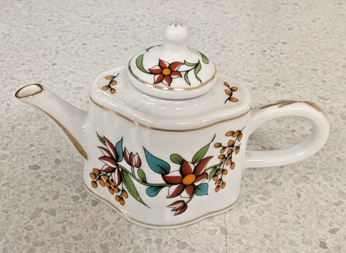 The miniature teapot - miniature,
