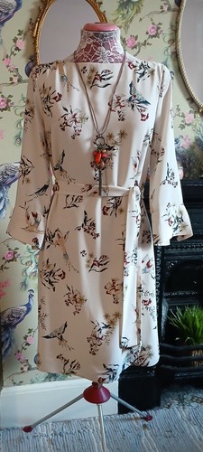 Vintage style cream burgundy - , &