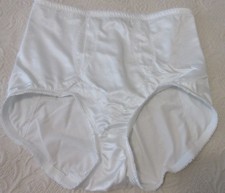 NWOT UNDERSCORE STRONG SATIN