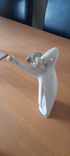 Lladro porcelain boy awakening - lladro,