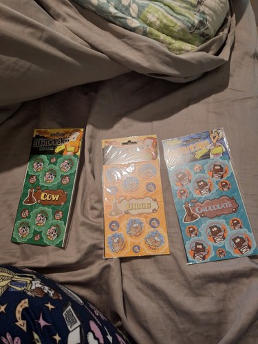 Lot packs dr - of, stinky