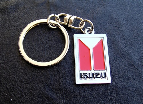 Isuzu keyring key chain - isuzu, uk