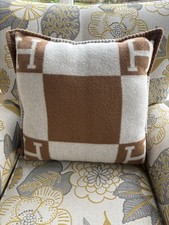 Hermes Ecru/Camel Cushion