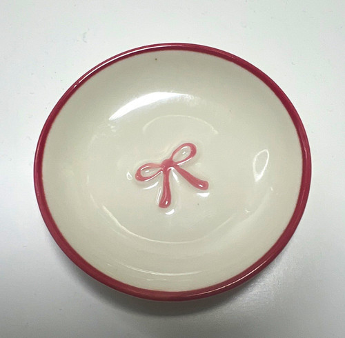 Glossy white pink ceramic - white,