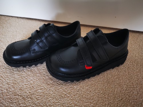 Kickers kick vel - lo, /