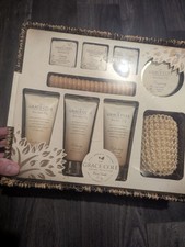 THE GRACE COLE GIFTING