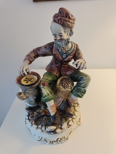 Capodimonte vintage figurine - vintage,