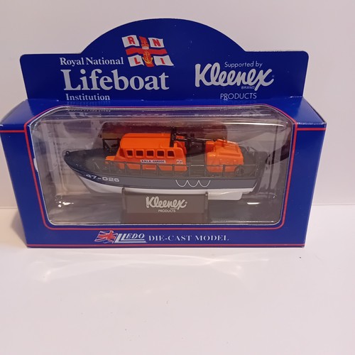 Lledo days gone rnli kleenex - lledo,