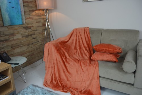 Faux fur throws fleece mink - faux,