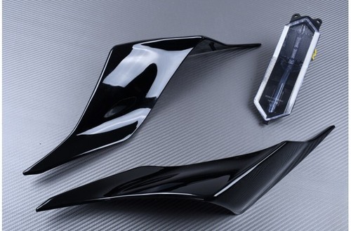 Black rear tail - black, fairing