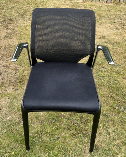 Vitra medaslim stacking chair - vitra,