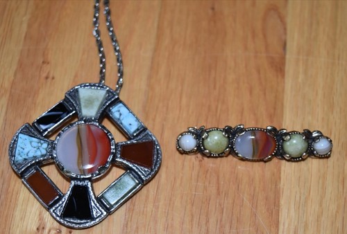 Lot miracle brooch - miracle, &