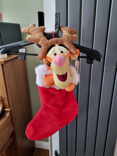 Disney store tigger christmas - disney,