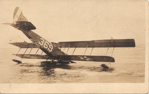 Airplane wreck into sea - airplane,