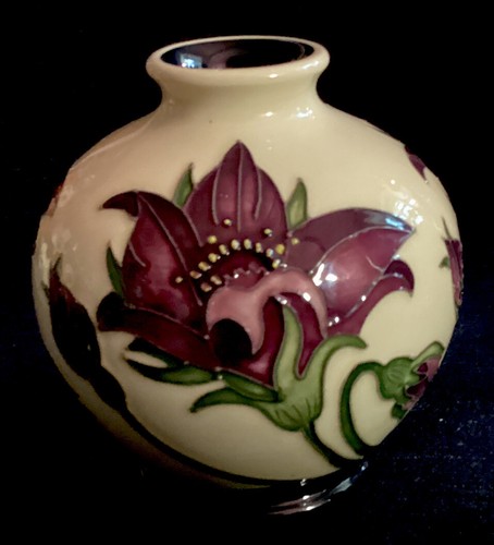 Moorcroft pulsatilla - pulsatilla, 41/4”
