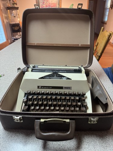 Vtg mcm typewriter facit - mcm,