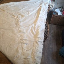 Cream Vintage Lace Broderie