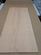 Oak Veneer with RAY - NATURAL