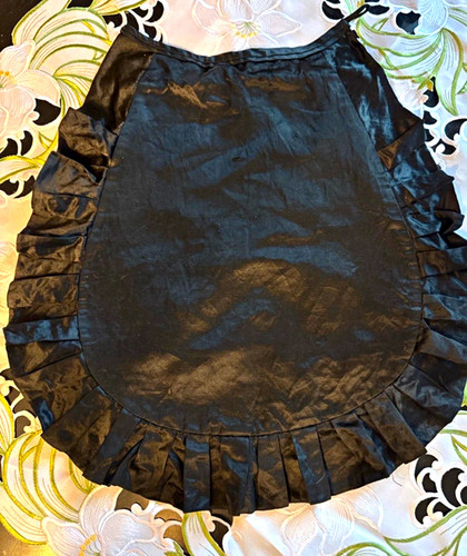 Vintage black ruffled - black, bib