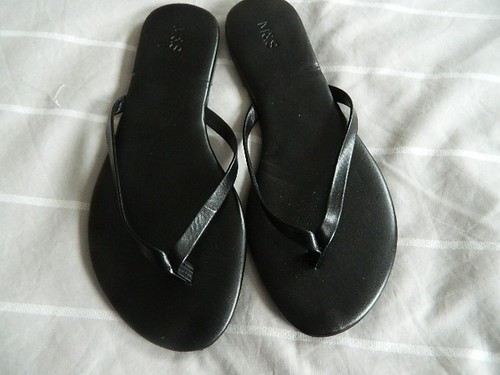 Ladies black toe post - m&s,