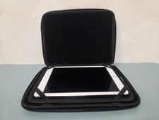 Essentiel B Tough Hard Shell