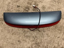 HIGH MOUNTED STOP LAMP / BRAKE