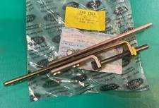 NOS Land Rover Defender 90 /