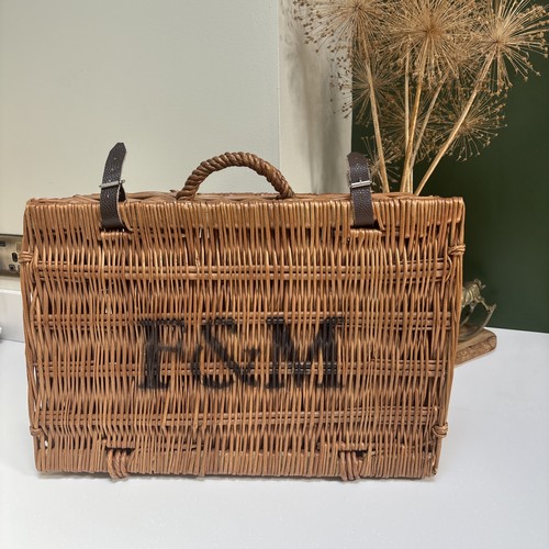 Fortnum and mason - fortnum, f&m