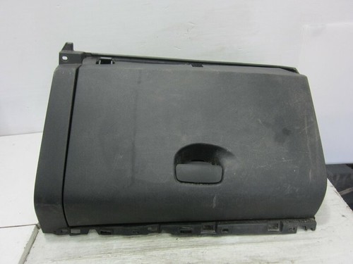 681080004r glove compartment - 681080004r,