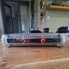 Behringer i-Nuke NU1000 1000w Solid State Amplifier with rack flight case