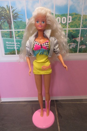 Hasbro sindy doll hot - hasbro,