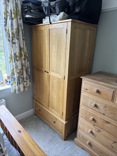 Large part oak wardrobe - large,