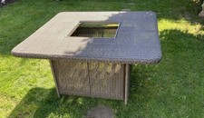 Alexander Rose Garden