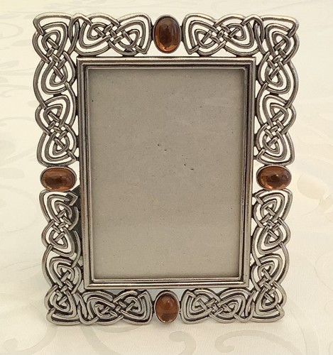 Ornate irish celtic type - irish,