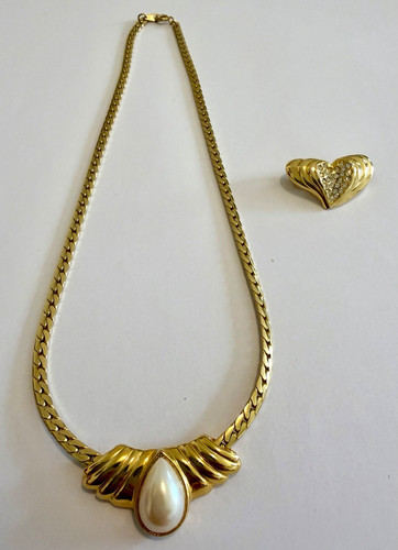 Vintage 1980 gold tone - 1980’s,