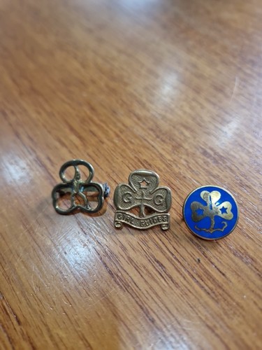 Vintage girl guides badge lot - girl,