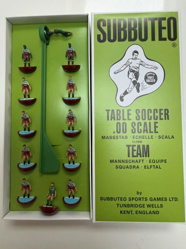 Subbuteo custom painted team - subbuteo,