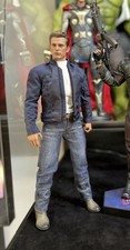 Hot Toys Steve Rogers (read
