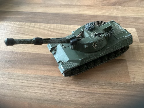 Dinky leopard tank - leopard, 692