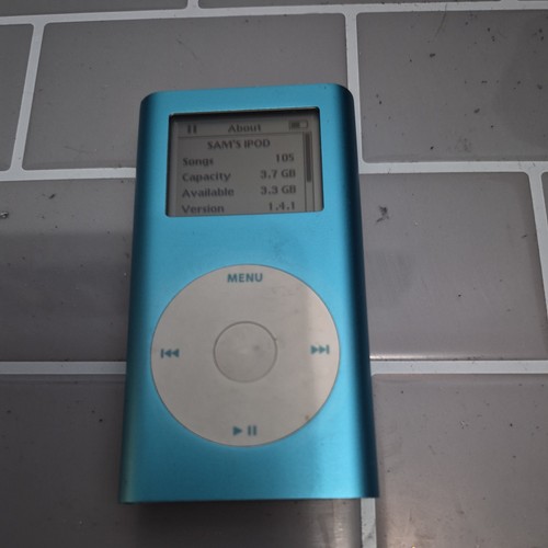 Apple ipod turquoise - turquoise, 3.7gb