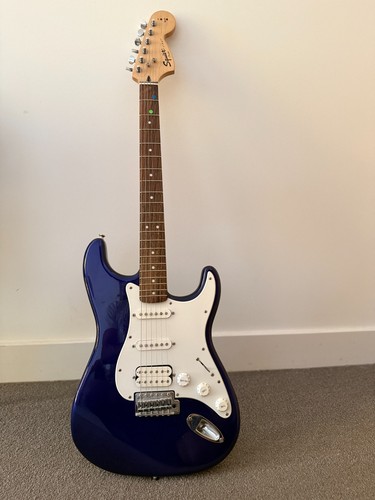 Fender squier stratocaster hss - stratocaster,