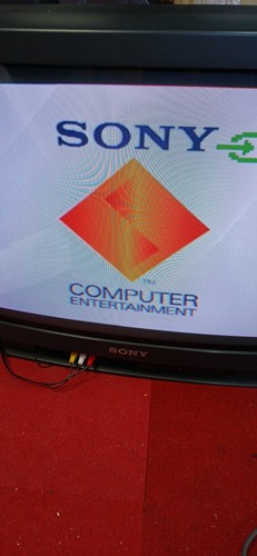 Sony triniton crt - 24",