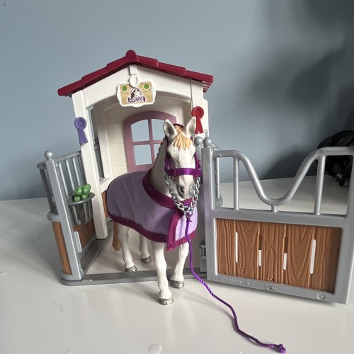 Schleich horse club stable - , and