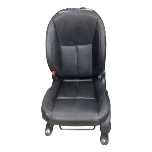 Nissan navara front - left, black
