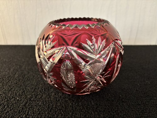 Red round crystal - red, vase