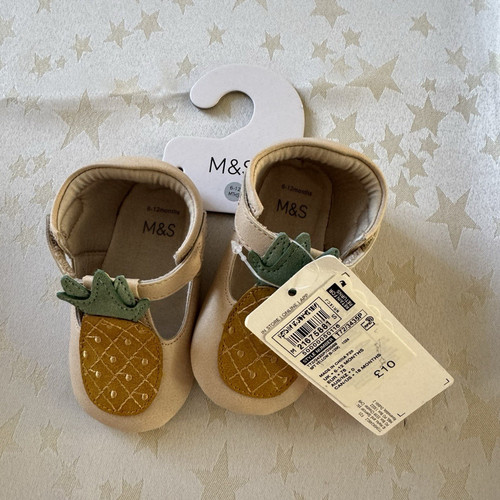 Pineapple mary jane baby - m&s,