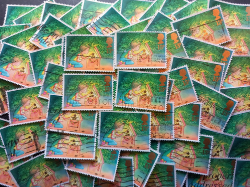 100~13p~Green~GB~Commemorative